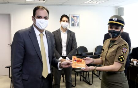 Paulo Câmara se destaca na redução de roubos nos últimos três anos