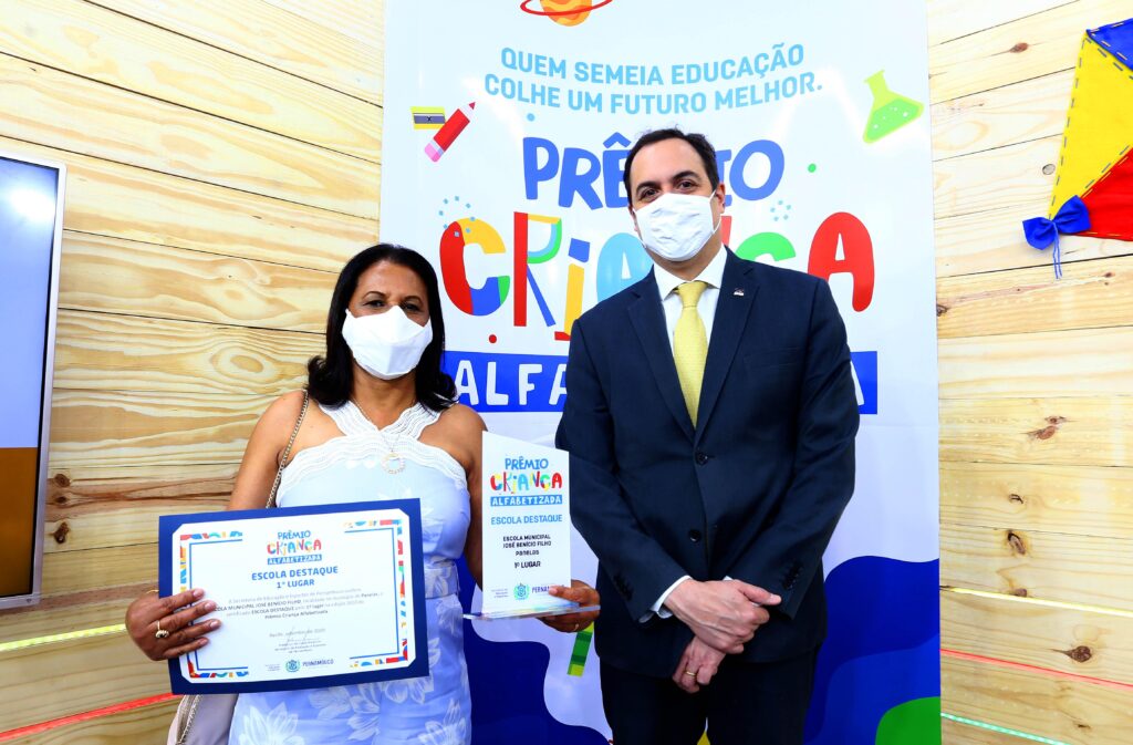 Pernambuco premia escolas com os melhores resultados na alfabetização