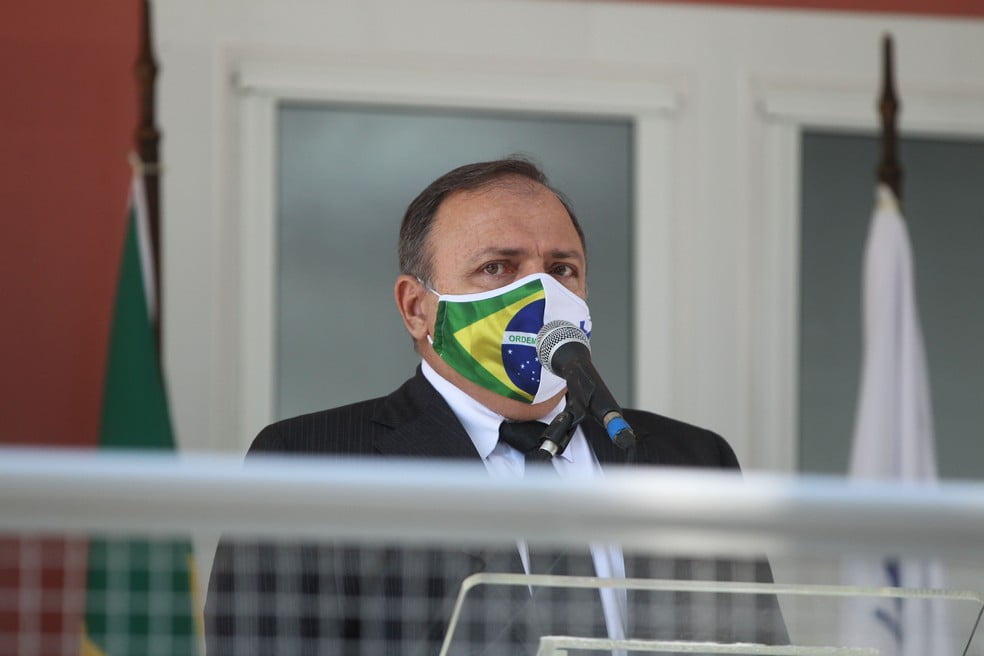 Ministro diz: “Em janeiro, a gente começa a vacinar todo mundo”