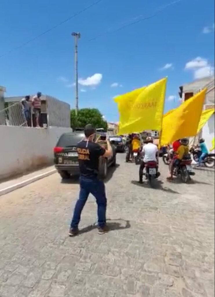 Polícia Federal prende militantes durante carreata em Salgueiro