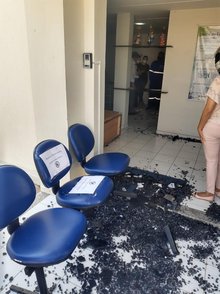 Homem é preso após destruir gerência da Compesa de Salgueiro