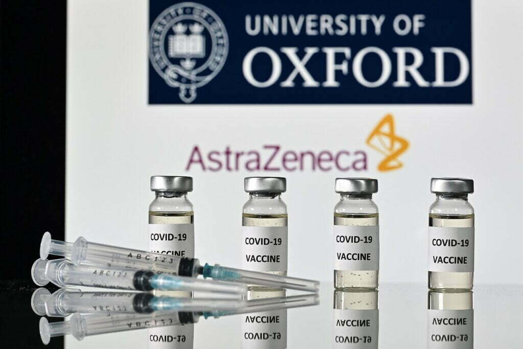 Covid-19: Vacina da AstraZeneca com Oxford tem eficácia de 70%