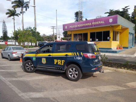 Caminhonete e carro roubados são recuperados no Agreste de PE
