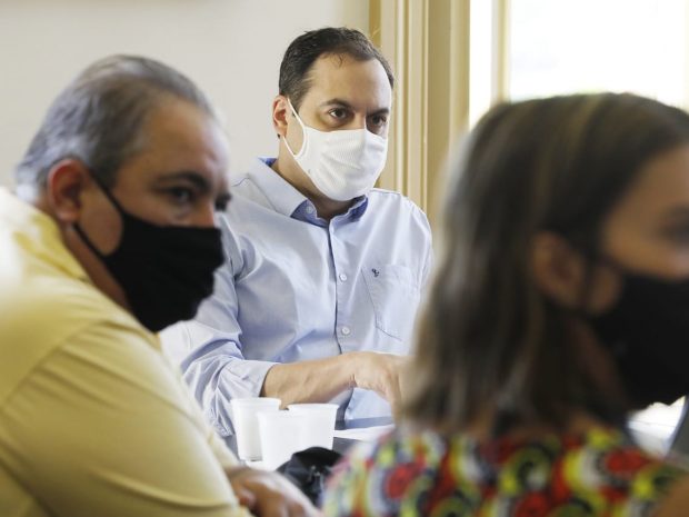 Governo de Pernambuco mantém medidas restritivas até 9 de maio