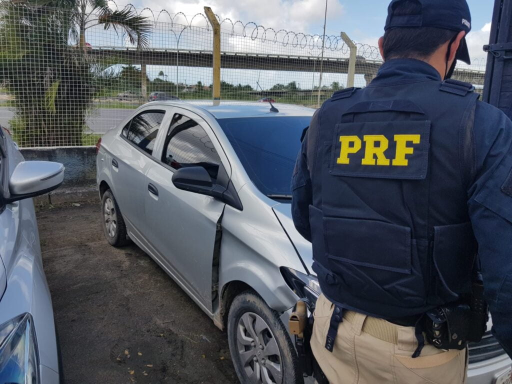 Carros levados de locadora são recuperados em rodovias de Pernambuco