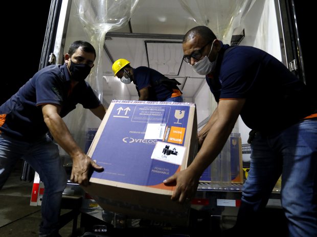 Pernambuco recebe 452.790 doses de vacinas da Pfizer