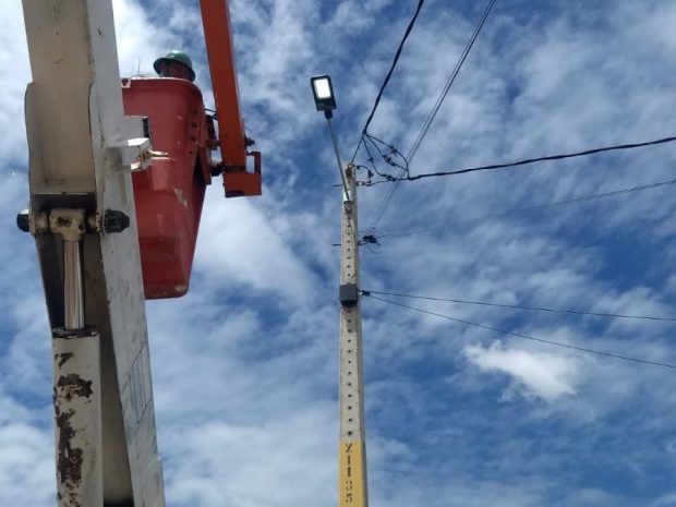 Serra Talhada instala mais de 500 lâmpadas de LED