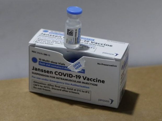 Pernambuco recebe 317 mil doses da vacina Janssen