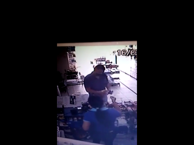 Serra-talhadense é vítima de golpe em local de trabalho