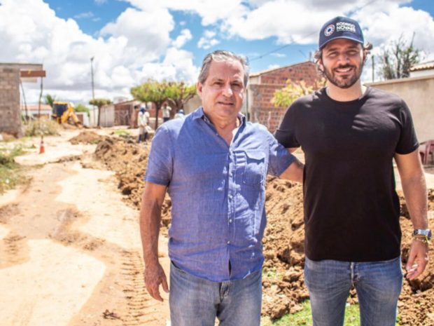 Deputado Rodrigo Novaes cumpre agenda em Belém do São Francisco