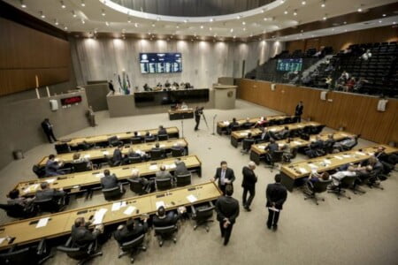 Alepe aprova PL do Governo sobre piso dos professores