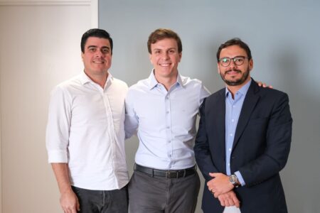 Reunião entre Miguel Coelho e nova direção do PSC