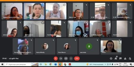 Reunião com gestores escolares de Serra Talhada