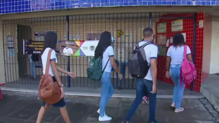 Pernambuco oferece 4.250 vagas em cursos gratuitos de idiomas As aulas acontecem nos Núcleos de Estudos de Línguas (NEL), localizados em 12 cidades pernambucanas.
