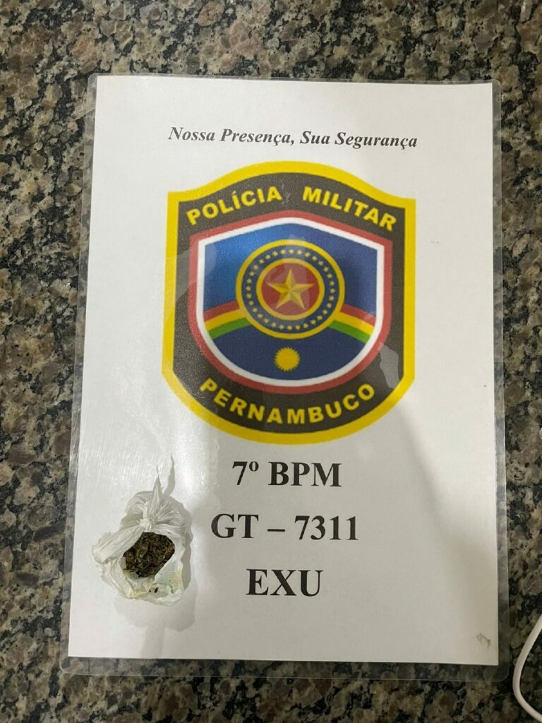 Mulher, de 20 anos, é detida com marmita de maconha