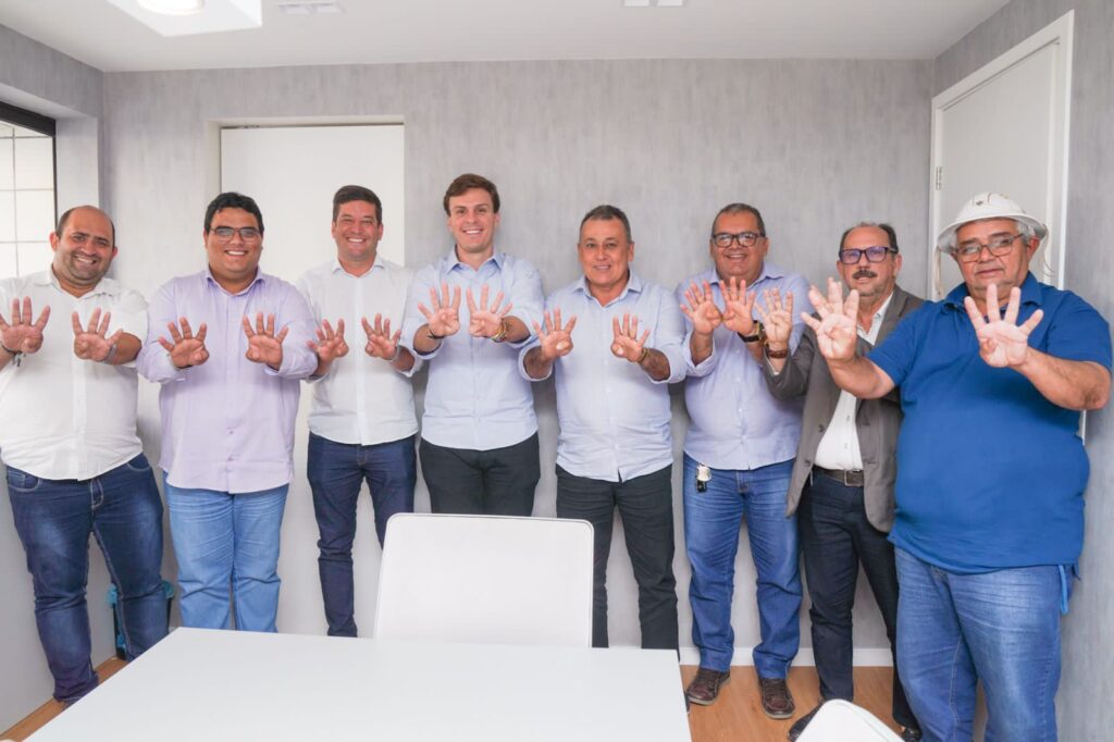Vereadores do PSB aderem à campanha de Miguel