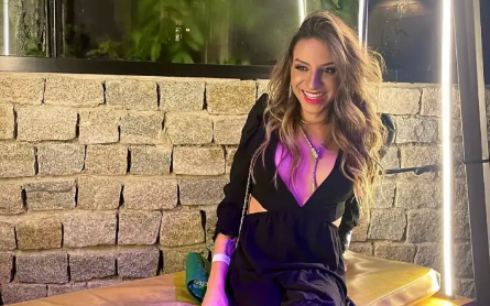 Jovem cabeleireira serra-talhadense