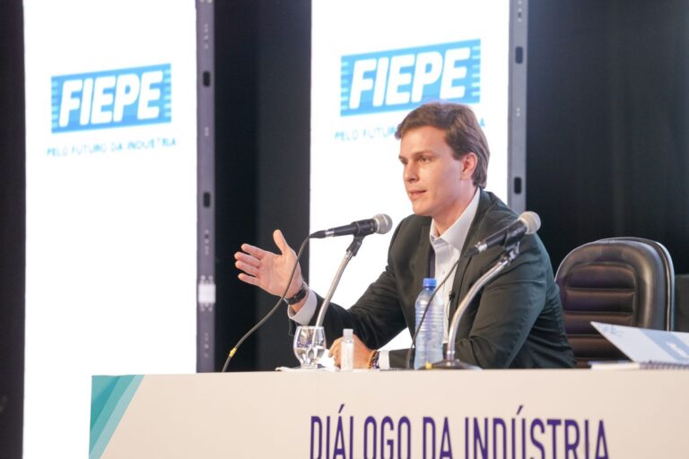 Miguel Coelho defende indústrias de Pernambuco