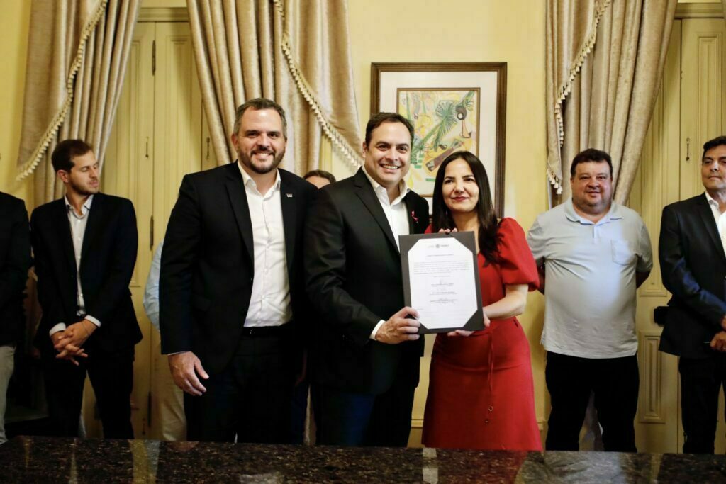 PE formaliza convênios para pavimentação de vias no Sertão e Agreste Convênio para a pavimentação de vias no Sertão e Agreste