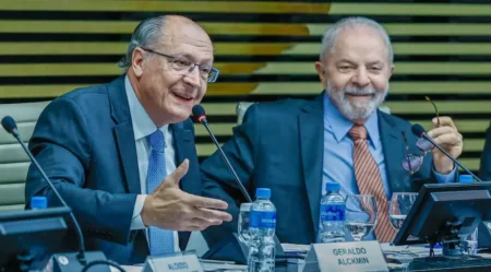 Luiz Inácio Lula da Silva e Geraldo Alckmin, presidente e vice-presidente eleitos, respectivamente
