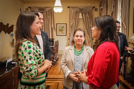 Raquel Lyra recebe cônsul geral dos EUA