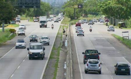 Tráfego na BR-232, em Pernambuco