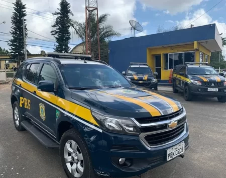 Agreste: Motorista de caminhão é detido com CNH falsificada Motorista detido com CNH falsificada em Garanhuns