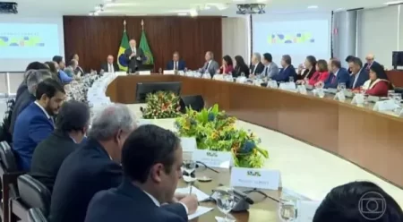 Paulo Câmara assegura contribuição com planos do governo